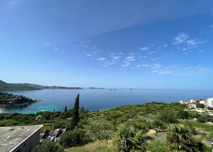 Dom Lovrenko * 米利尼