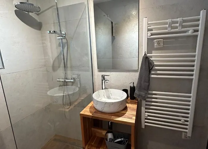 Dom Lovrenko * 米利尼