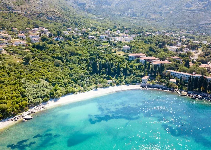 Dom Lovrenko 公寓 *